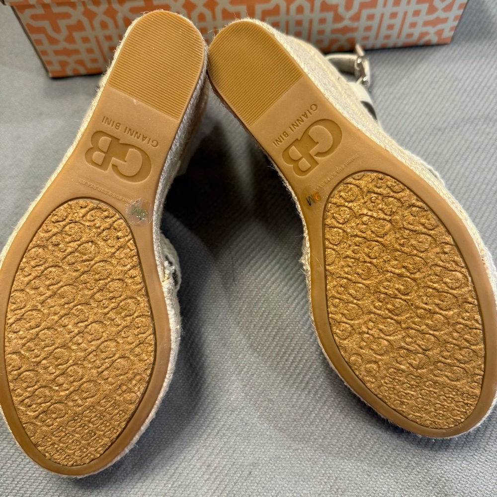 Gianni Bini NIB Macrame Espadrille Wedges - BohoChicCream Crochet Heels - Size 9 - Picture 6 of 12
